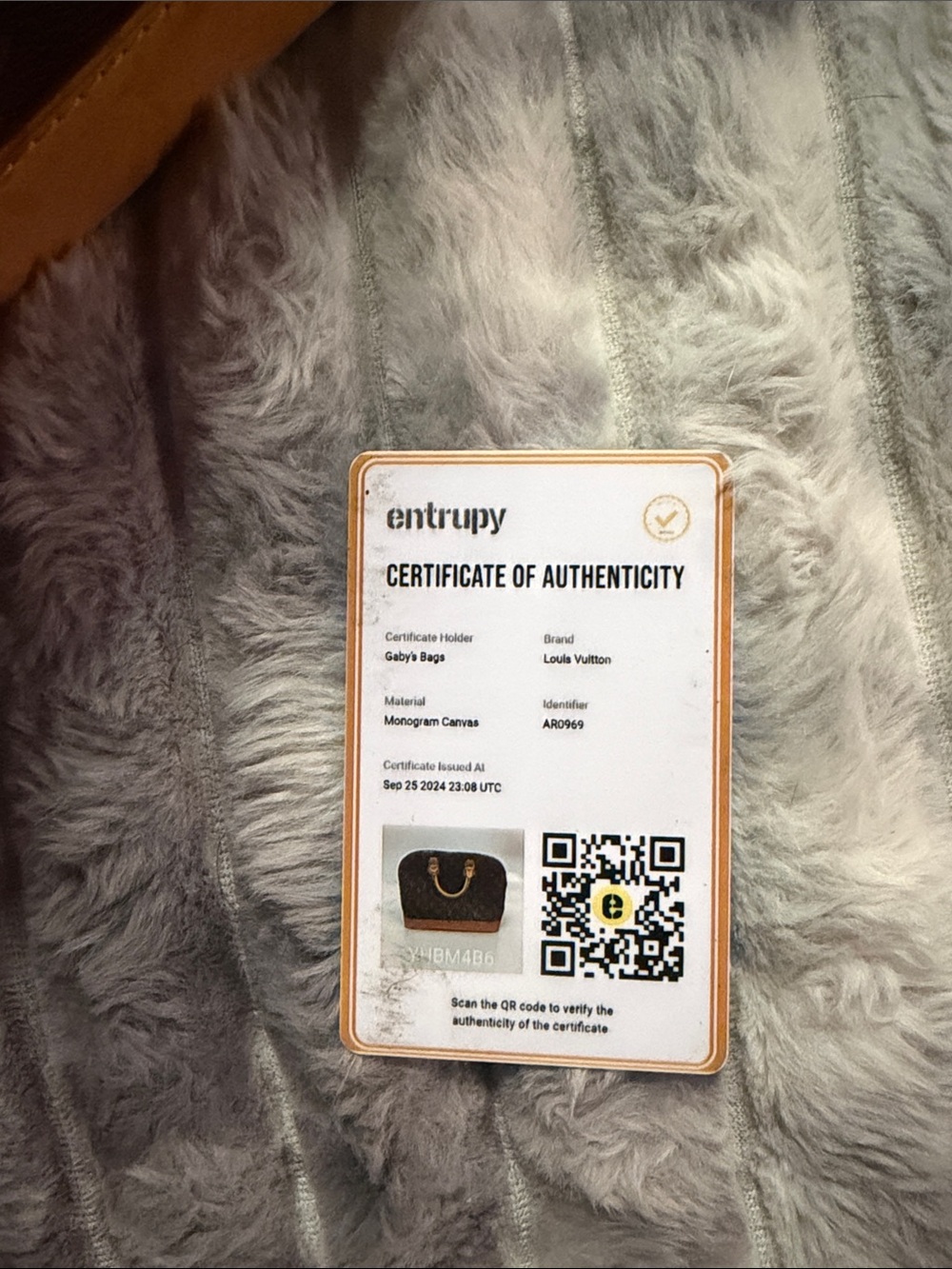 Louis Vuitton Brown Monogram Alma pm Satchel with Tan Trim(lock key&dust bag) - Picture 12 of 17